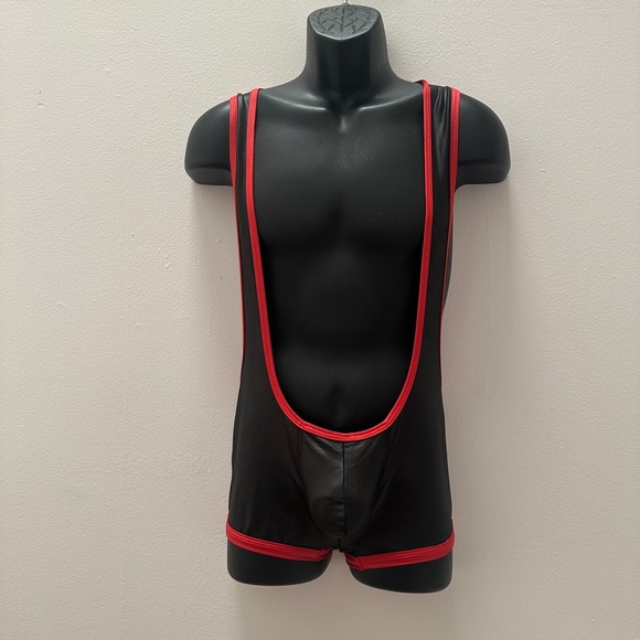 Black Unicorn Wet Look Singlet Medium 80% polyamide / 20% elastane Gently worn - Picture 3 of 5